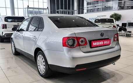 Volkswagen Jetta VI, 2007 год, 450 000 рублей, 7 фотография