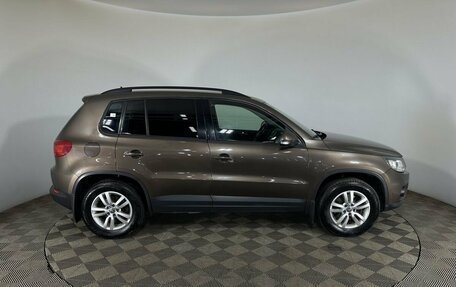 Volkswagen Tiguan I, 2014 год, 1 090 000 рублей, 4 фотография