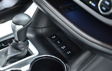 Toyota Highlander III, 2015 год, 2 845 000 рублей, 11 фотография