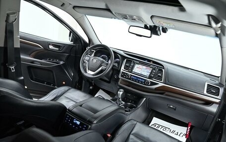 Toyota Highlander III, 2015 год, 2 845 000 рублей, 7 фотография