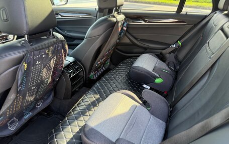 BMW 5 серия, 2019 год, 3 440 000 рублей, 9 фотография
