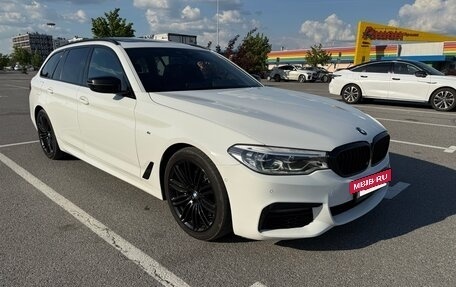BMW 5 серия, 2019 год, 3 440 000 рублей, 3 фотография
