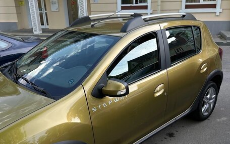Renault Sandero II рестайлинг, 2017 год, 840 000 рублей, 2 фотография