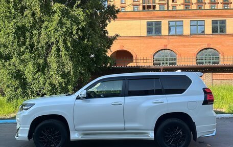 Toyota Land Cruiser Prado 150 рестайлинг 2, 2019 год, 5 500 000 рублей, 3 фотография