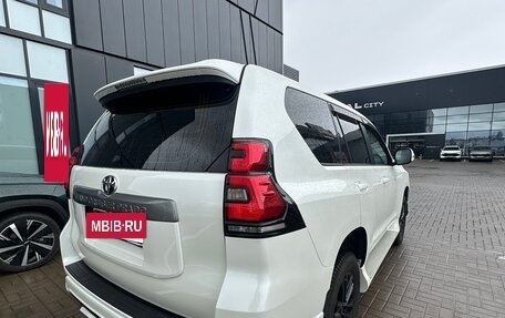 Toyota Land Cruiser Prado 150 рестайлинг 2, 2019 год, 5 500 000 рублей, 8 фотография