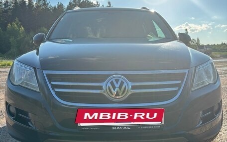 Volkswagen Tiguan I, 2011 год, 1 220 000 рублей, 2 фотография