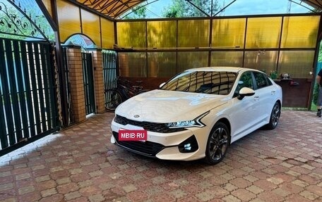 KIA K5, 2021 год, 2 350 000 рублей, 1 фотография