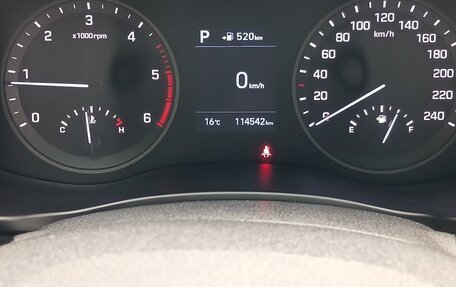 Hyundai Tucson III, 2019 год, 2 200 000 рублей, 10 фотография
