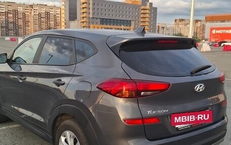 Hyundai Tucson III, 2019 год, 2 200 000 рублей, 6 фотография