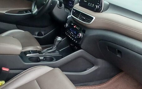 Hyundai Tucson III, 2019 год, 2 200 000 рублей, 15 фотография