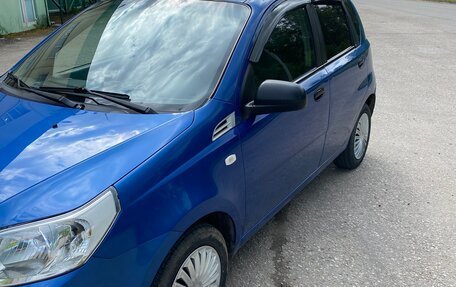 Chevrolet Aveo III, 2010 год, 560 000 рублей, 4 фотография