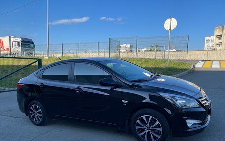 Hyundai Solaris II рестайлинг, 2014 год, 1 150 000 рублей, 8 фотография