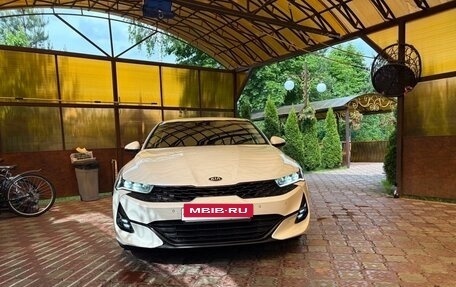 KIA K5, 2021 год, 2 350 000 рублей, 6 фотография