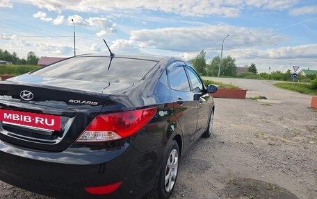 Hyundai Solaris II рестайлинг, 2012 год, 815 000 рублей, 6 фотография