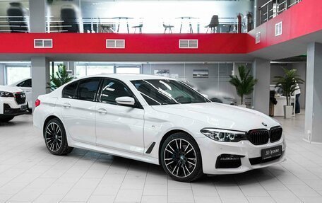BMW 5 серия, 2018 год, 3 390 000 рублей, 3 фотография