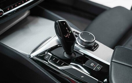 BMW 5 серия, 2018 год, 3 390 000 рублей, 9 фотография