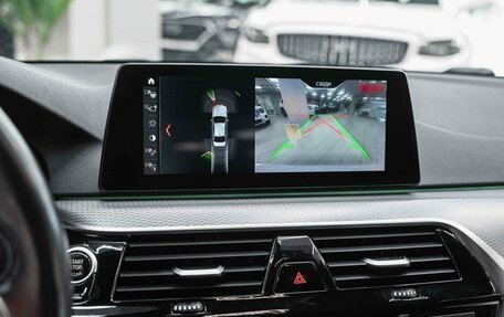 BMW 5 серия, 2018 год, 3 390 000 рублей, 8 фотография