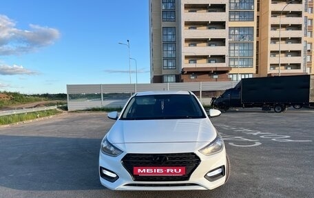 Hyundai Solaris II рестайлинг, 2018 год, 1 100 000 рублей, 2 фотография