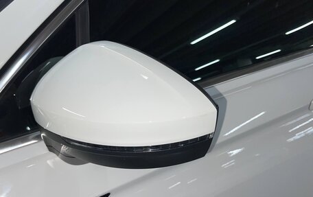 Volkswagen Tiguan II, 2022 год, 2 799 000 рублей, 10 фотография