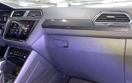 Volkswagen Tiguan II, 2022 год, 2 799 000 рублей, 29 фотография