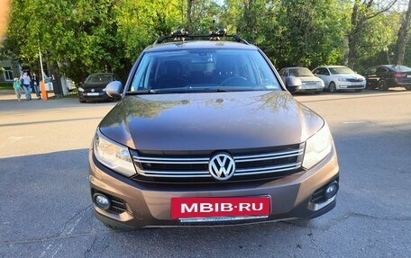 Volkswagen Tiguan I, 2014 год, 1 700 000 рублей, 2 фотография