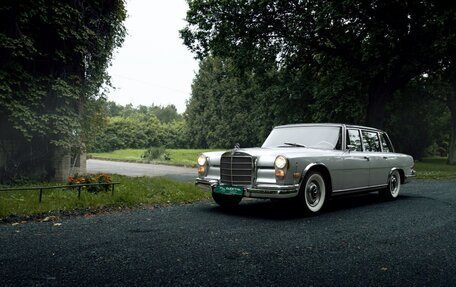 Mercedes-Benz W100, 1967 год, 25 450 000 рублей, 3 фотография