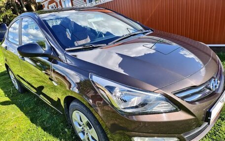 Hyundai Solaris II рестайлинг, 2014 год, 1 000 000 рублей, 3 фотография