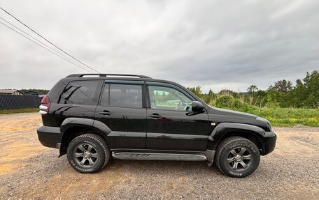 Toyota Land Cruiser Prado 120 рестайлинг, 2006 год, 1 790 000 рублей, 5 фотография