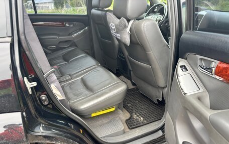 Toyota Land Cruiser Prado 120 рестайлинг, 2006 год, 1 790 000 рублей, 12 фотография