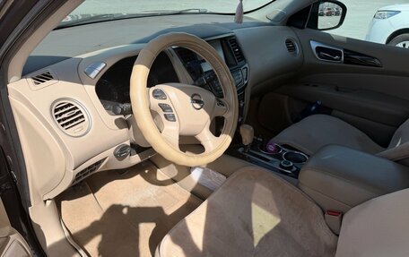 Nissan Pathfinder, 2015 год, 1 860 000 рублей, 5 фотография