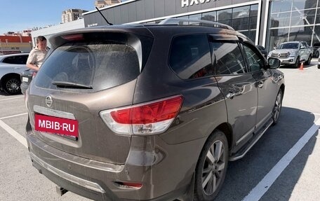 Nissan Pathfinder, 2015 год, 1 860 000 рублей, 3 фотография