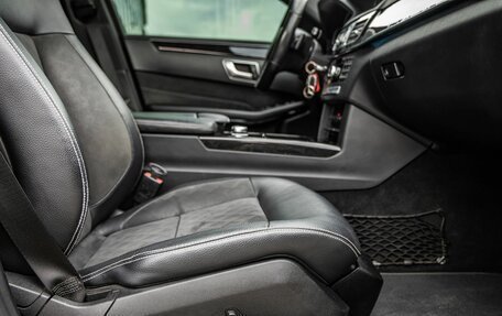Mercedes-Benz E-Класс, 2013 год, 1 898 000 рублей, 31 фотография