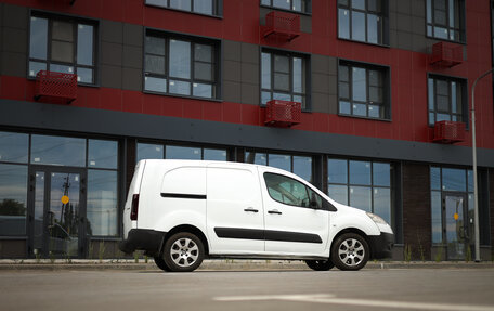 Peugeot Partner II рестайлинг 2, 2012 год, 750 000 рублей, 1 фотография