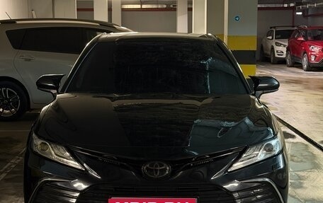 Toyota Camry, 2021 год, 3 400 000 рублей, 1 фотография