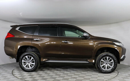 Mitsubishi Pajero Sport III рестайлинг, 2019 год, 2 999 000 рублей, 5 фотография