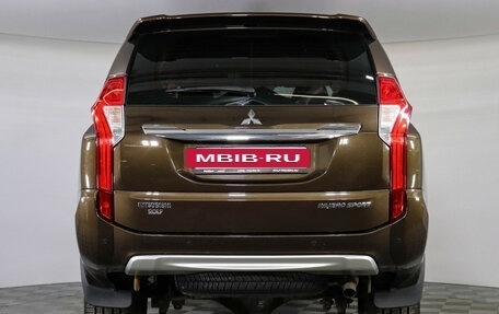 Mitsubishi Pajero Sport III рестайлинг, 2019 год, 2 999 000 рублей, 7 фотография
