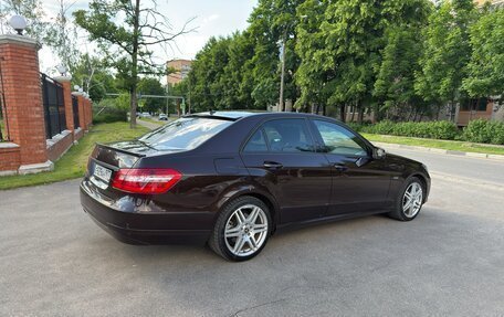 Mercedes-Benz E-Класс, 2009 год, 1 750 000 рублей, 4 фотография