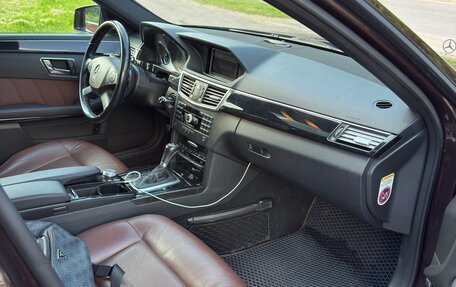 Mercedes-Benz E-Класс, 2009 год, 1 750 000 рублей, 29 фотография