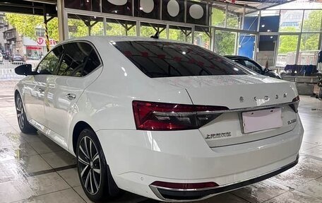 Skoda Superb III рестайлинг, 2023 год, 2 254 565 рублей, 3 фотография