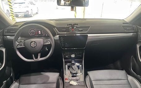 Skoda Superb III рестайлинг, 2023 год, 2 254 565 рублей, 5 фотография