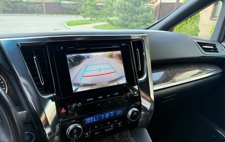 Toyota Alphard III, 2019 год, 4 550 000 рублей, 18 фотография