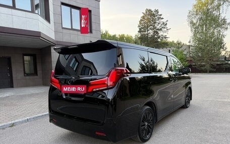Toyota Alphard III, 2019 год, 4 550 000 рублей, 5 фотография