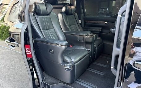 Toyota Alphard III, 2019 год, 4 550 000 рублей, 33 фотография