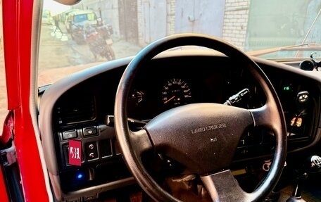 Toyota Land Cruiser 80 рестайлинг, 1993 год, 2 700 000 рублей, 13 фотография