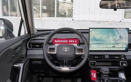 Toyota RAV4, 2026 год, 3 549 000 рублей, 8 фотография