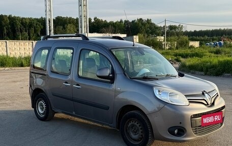Renault Kangoo II рестайлинг, 2014 год, 500 000 рублей, 2 фотография