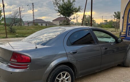 Dodge Stratus II, 2003 год, 200 000 рублей, 2 фотография