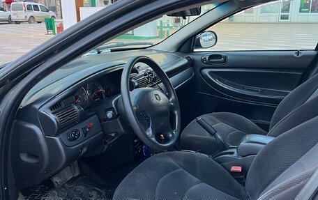 Dodge Stratus II, 2003 год, 200 000 рублей, 8 фотография