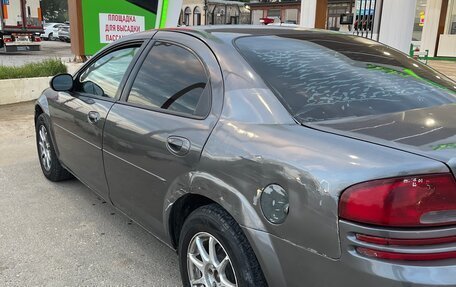 Dodge Stratus II, 2003 год, 200 000 рублей, 4 фотография