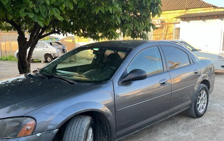 Dodge Stratus II, 2003 год, 200 000 рублей, 5 фотография